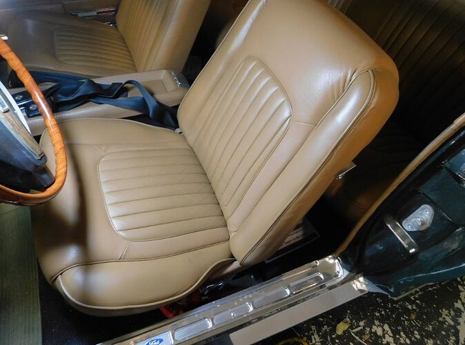 Seat Upholstery 8F93W537844.jpg