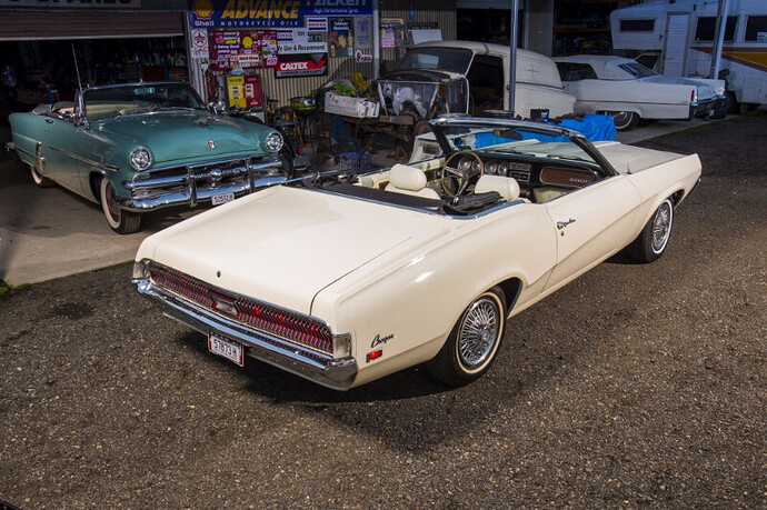 Mercury Cougar 002-1028.jpg