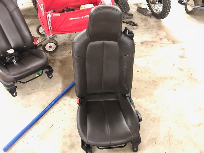miataseat.jpg
