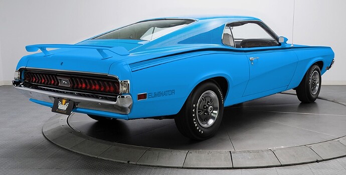 Cougar Fastback 70-1024.jpg