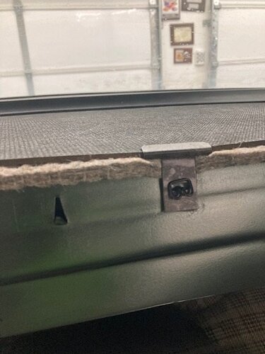 seat divider sept 14 2021 c.jpg