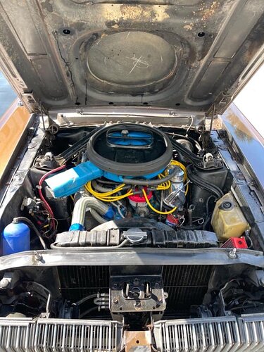 engine compt.jpg