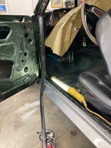 roof rail weatherstrip august 31 2021 a.jpg