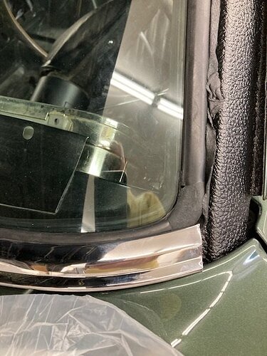windshield trim sept 11 2021 b.jpg