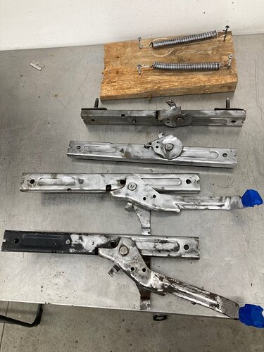 seat tracks apr 13 2021.jpg