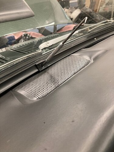 dash pad install sept 25 2021 b.jpg