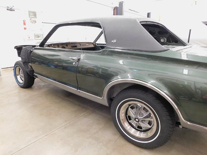 vinyl top august 13 2021 h.jpg