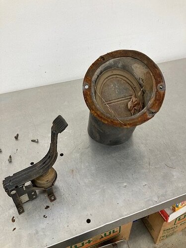 vent and windshield pump apr 25 2021.jpg