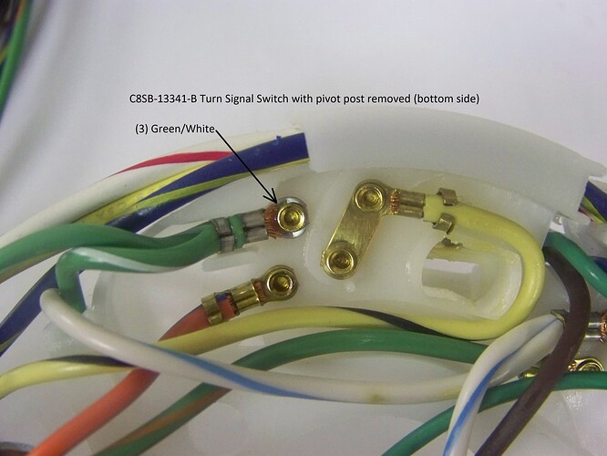 C8SZ-13341-B base plate - lf turn detail