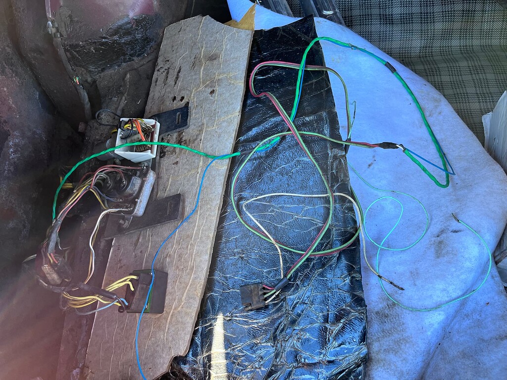 Unattached wiring harness in trunk - 1968 - Classic Cougar Maintenance