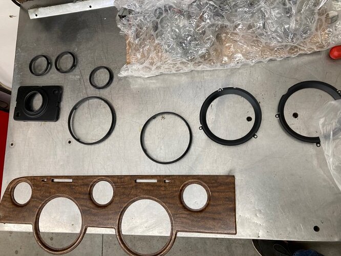 LH instrument cluster assy Feb 27 2021.jpg