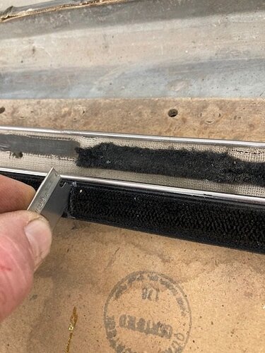 door panel driver felt May 15 2021 c.jpg