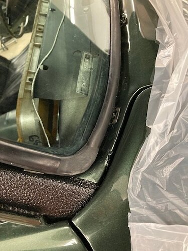 windshield install sept 10 2021 c.jpg