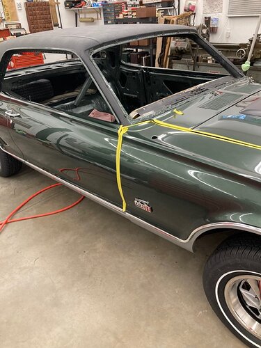 rh front fender aug 13 2021.jpg