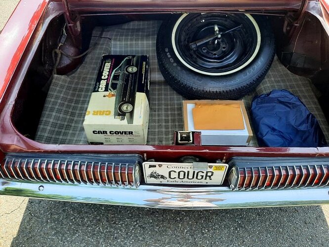 68-Cougar-fin-trunk-1.jpg