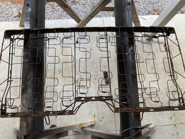 rear seat springs APR 6 2021.jpg